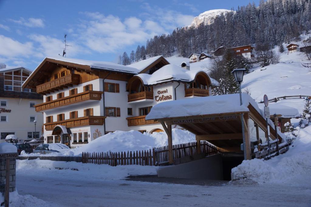 Garni Tofana Hotel Corvara In Badia Bagian luar foto