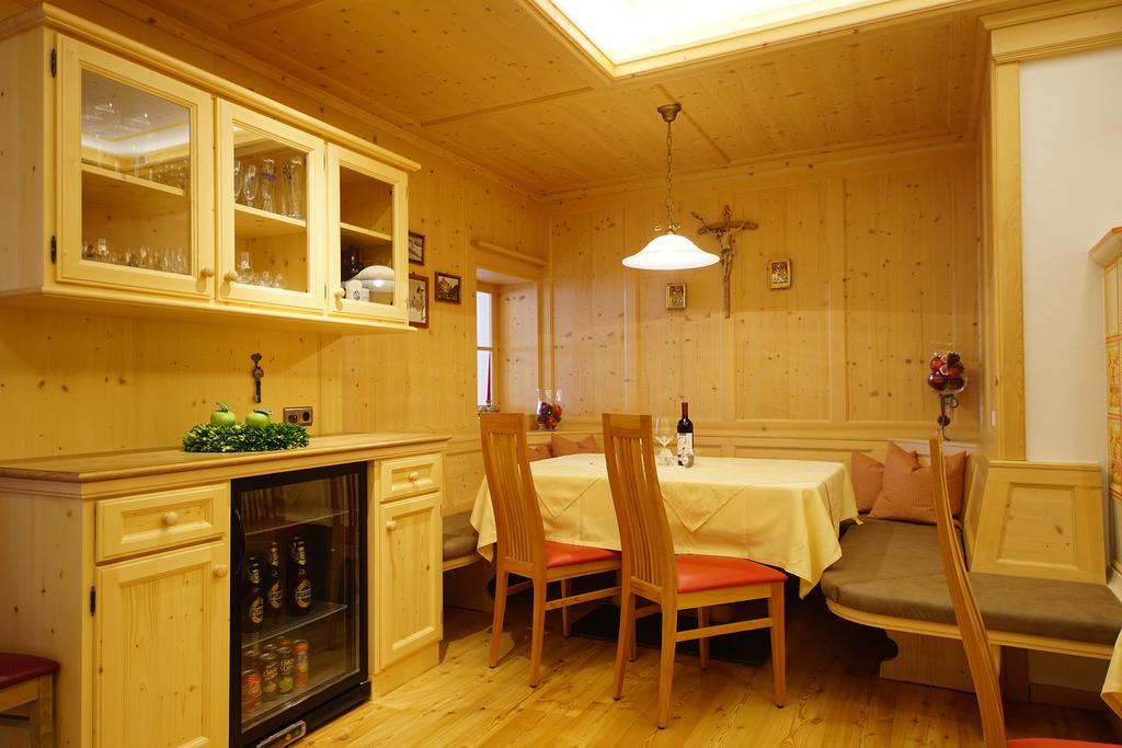 Garni Tofana Hotel Corvara In Badia Bagian luar foto