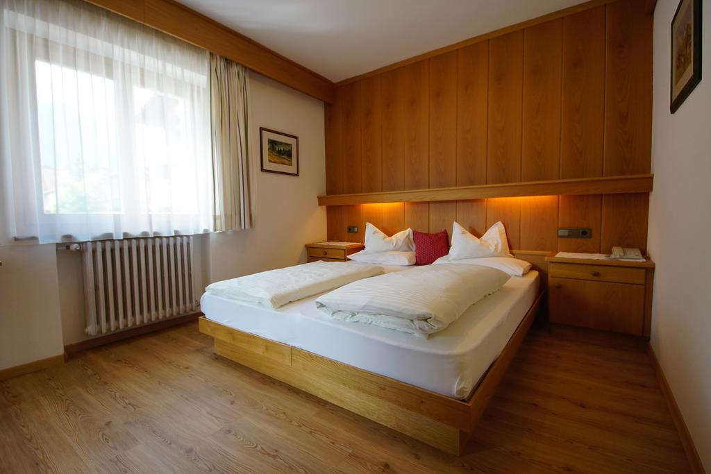 Garni Tofana Hotel Corvara In Badia Bagian luar foto