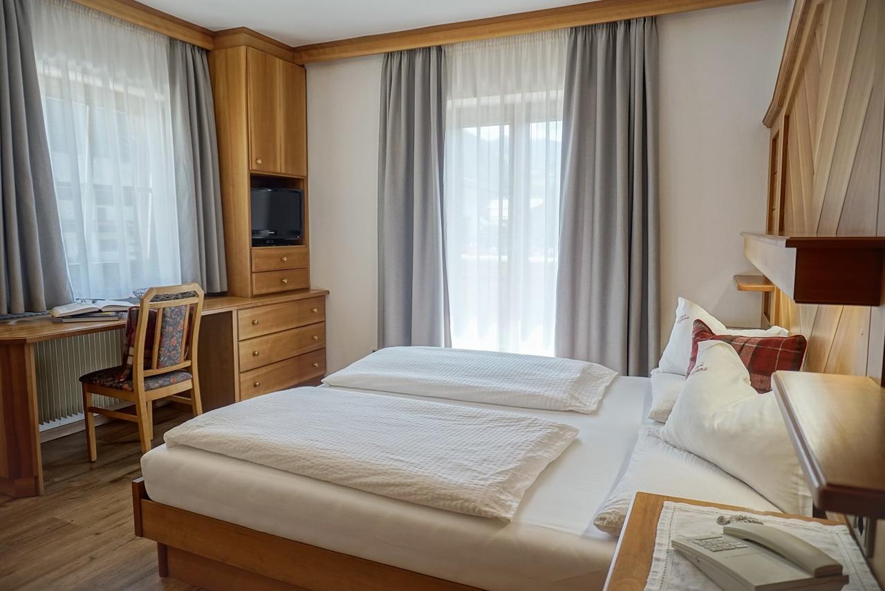 Garni Tofana Hotel Corvara In Badia Bagian luar foto
